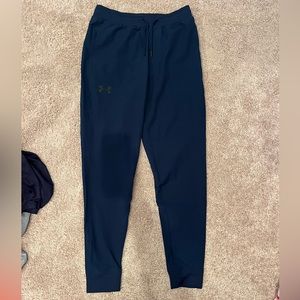 New with tags!!! Under Armour Storm Joggers